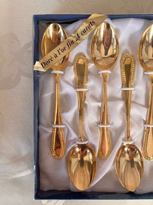12 couverts à dessert dorés à l'or fin 24 carats neufs en boîte d'origine