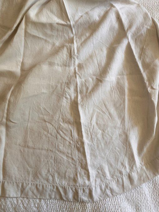 Ancienne chemise de nuit en métis, broderie festonnée, initiales FT, confort naturel, charme vintage