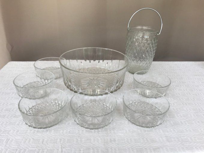 6 Anciennes Petites Coupes à Glace en Verre