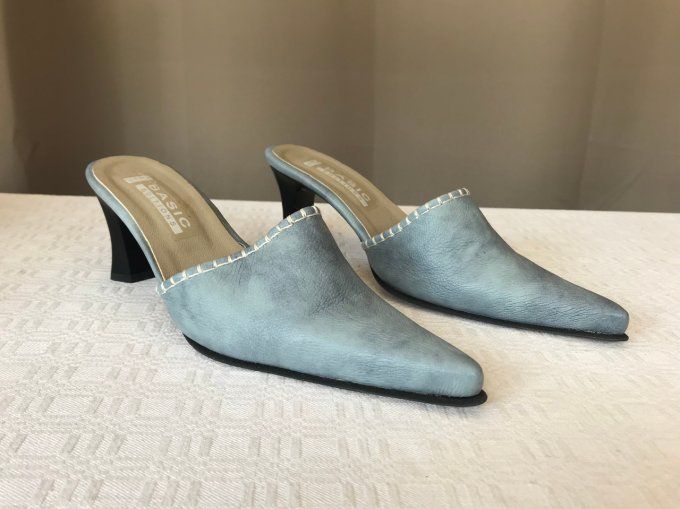 Paire de mules en cuir, marque Flex, Basic édition, Taille 36