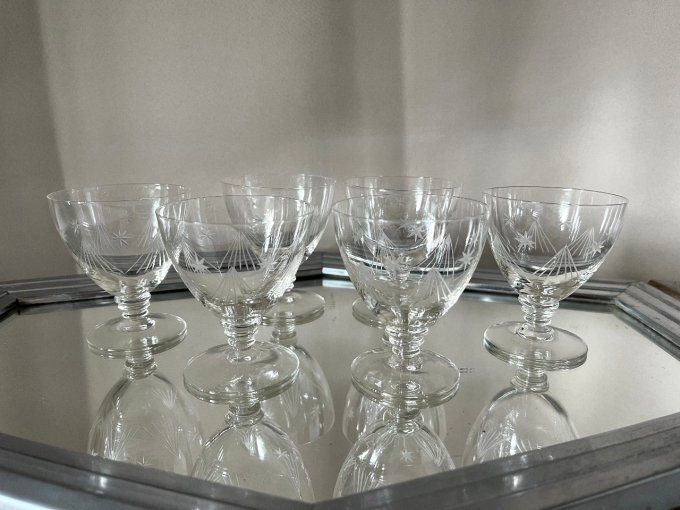 Service de 6 petits verres à liqueur anciens en cristal taillé – Époque Art Déco
