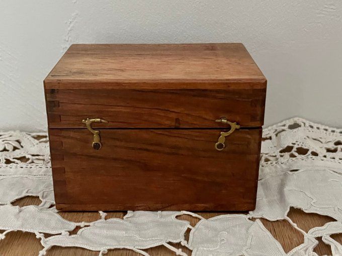 Instrument de Géomètre Ancien : Équerre d'Arpenteur Laiton & Boîte Bois - Cabinet de Curiosités