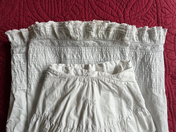 Jupon / jupe, ancien avec plis et dentelle, XIX° siècle