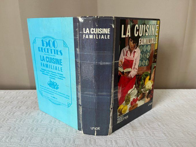 Livre de cuisine vintage, La cuisine familiale  Mariette 1500 recettes, UNIDE, 1974