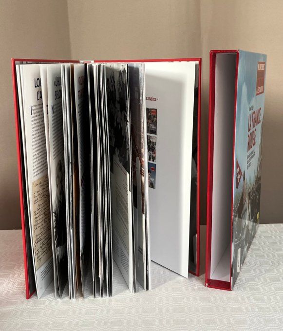 LIvre - Objet, La France rouge : un siècle d'histoire dans les archives du PCF (1871-1989)