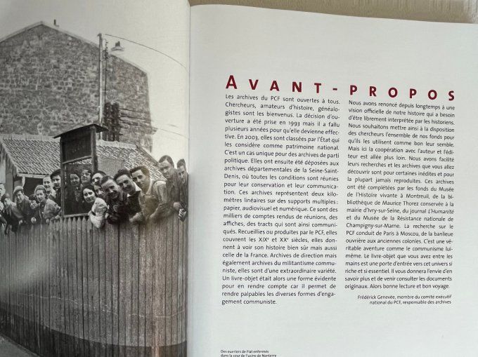 LIvre - Objet, La France rouge : un siècle d'histoire dans les archives du PCF (1871-1989)