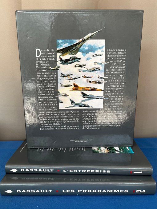 Lot Collection Dassault Aviation - Livres, vidéo VHS et DVD - Histoire & Falcon 2000