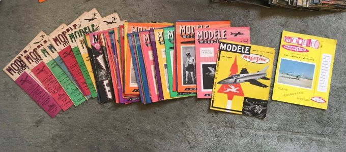 Lot d'anciennes revues de Modèle Magazine, de 1953 à 1959