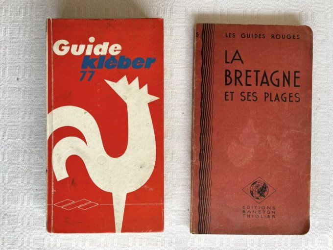 Lot d'anciens guides,  3 Alix Vacances, 1 Kléber France et 1 les guides rouges, Bretagne