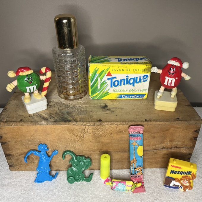 Lot d'objets vintage, publicitaire, d'ancienne épicerie