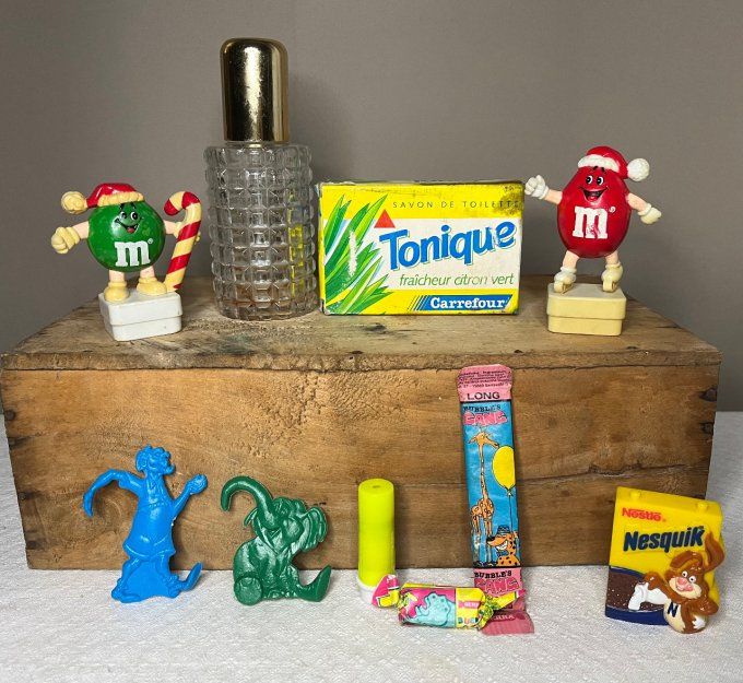 Lot d'objets vintage, publicitaire, d'ancienne épicerie