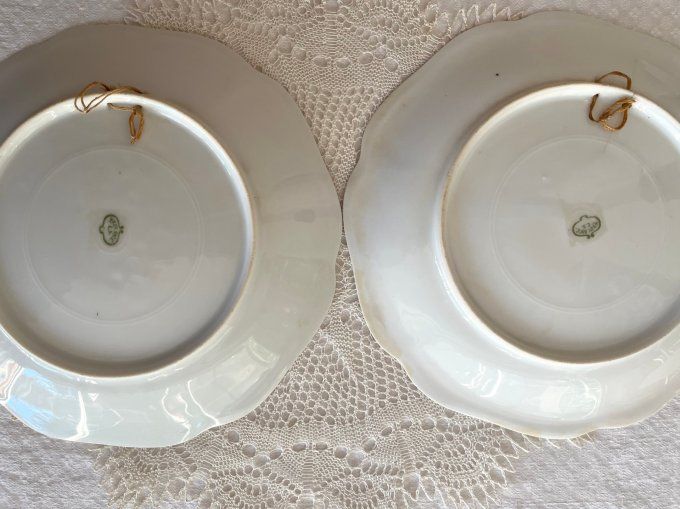 Lot de 2 assiettes anciennes, décoratives, estampillées Pro Saxe ES, Erdmann Schlegelmilch