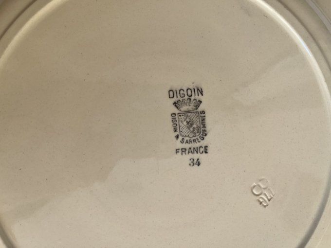 Lot de 2 plats Digoin Sarreguemines, modèle Rose bleue