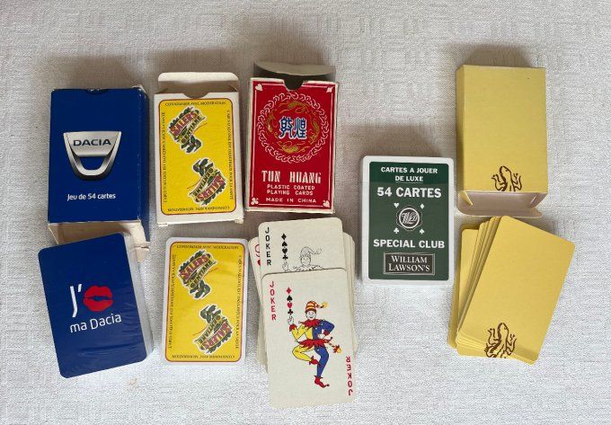 Lot de 5 jeux de cartes à jouer, Salers Gentiane, William Lawson's, Dacia et Tu Huang