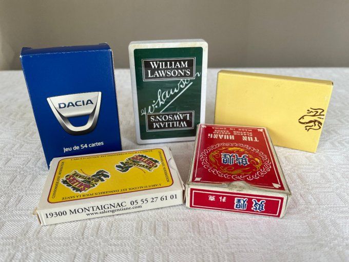 Lot de 5 jeux de cartes à jouer, Salers Gentiane, William Lawson's, Dacia et Tu Huang