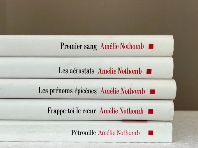 lot de 5 livres, romans d'Amélie Nothomb