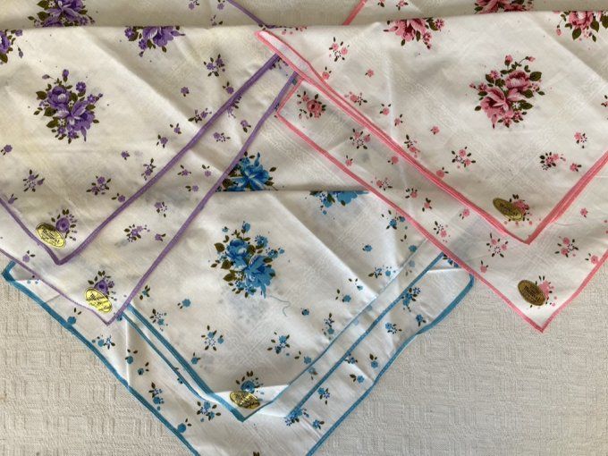 Lot de 6 mouchoirs fleuris en coton, Neufs