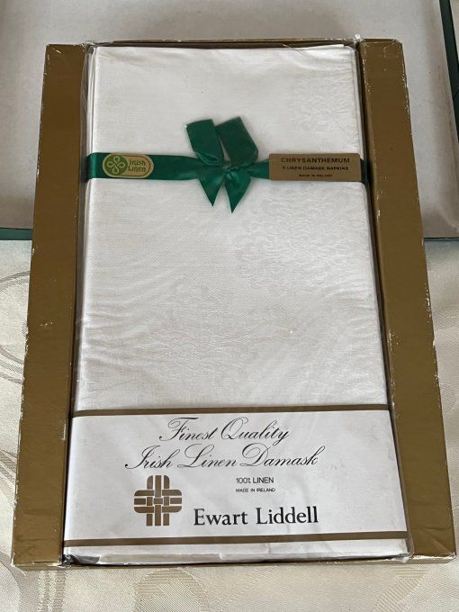 Lot de 6 serviettes de table en lin damassé – Ewart Liddell – Modèle Chrysanthème