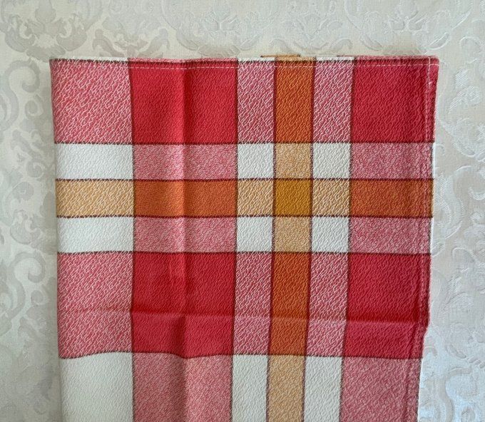 Lot de 6 serviettes de table vintage en tissu à carreaux orange et rouge.