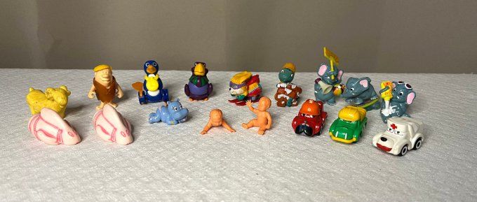 Lot de figurines Kinder, divers, vintage