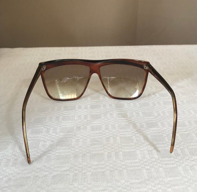 Lunettes de soleil vintage de chez Laura Biagiotti, Italie