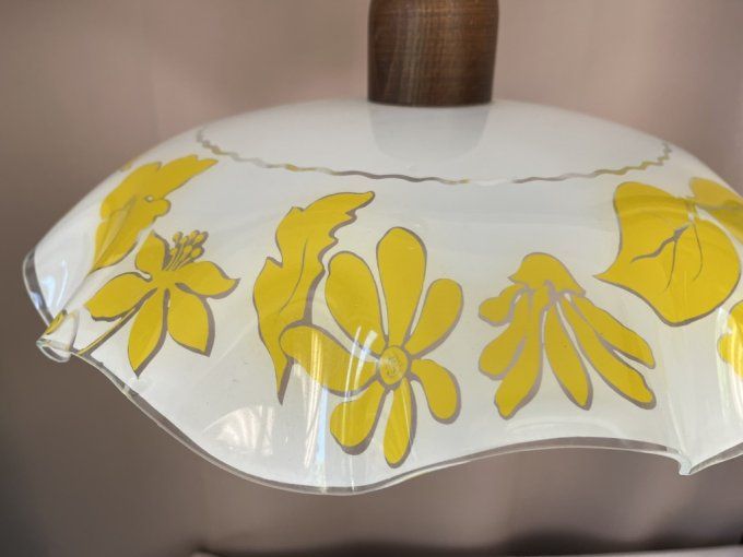Lustre avec abat-jour en verre opale décoré, vintage