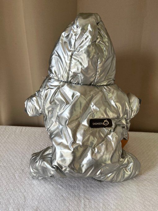 Manteau chien argenté Dadagou, Taille M, Neuf