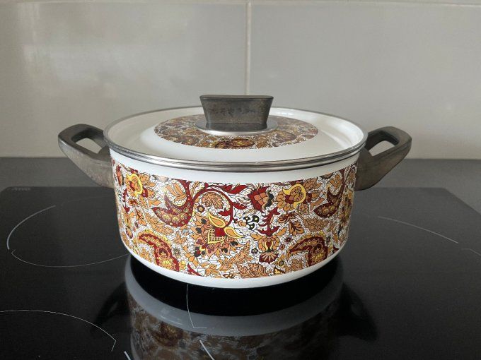 Marmite émaillée avec son couvercle, décor floral marron, vintage
