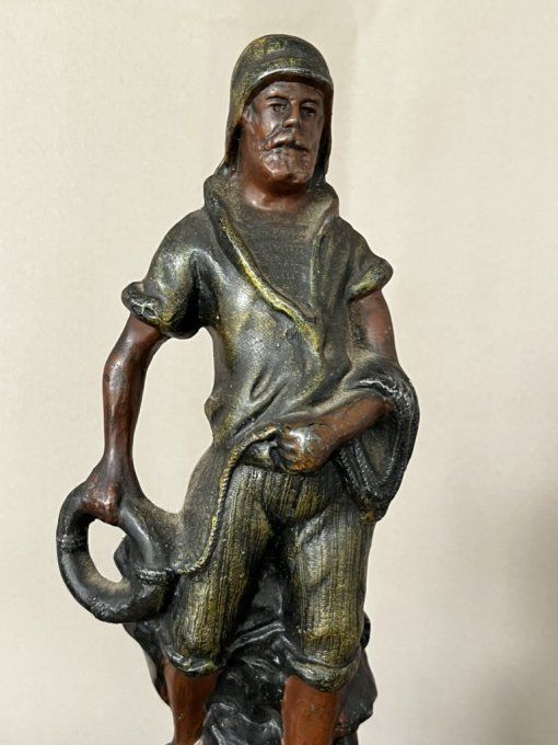 Paire de statues anciennes en régule, Andmeme - Marin Pêcheur et Marchande de poissons