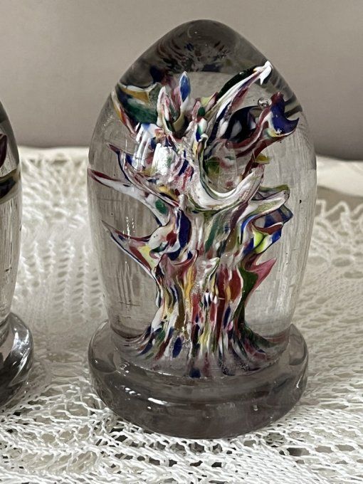 Paire de Sulfures, presse-papier en verre soufflé