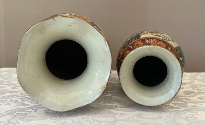 Paire de vases chinois vintage en porcelaine, décor de geishas, style Satsuma