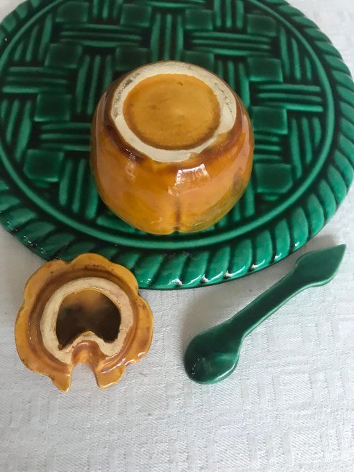 Petit pot à confiture en babotine avec sa petite cuillère, vintage