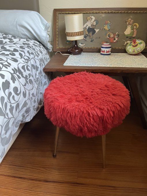 Pouf, tabouret moumoute vintage