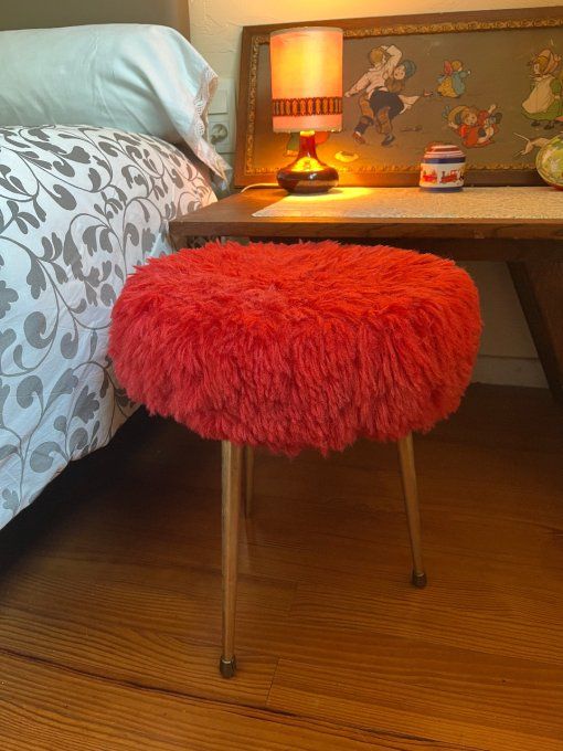 Pouf, tabouret moumoute vintage