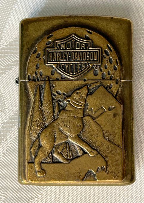 Rare ! Briquet Zippo Harley-Davidson et une illustration d'un loup, vintage de 1996