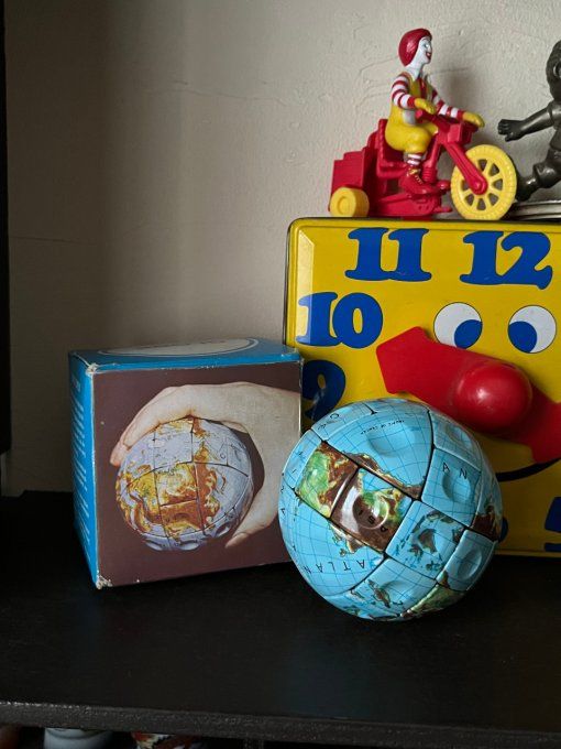 Rare ! Globe magique avec sa boite,  jeu de logique de type Rubik's cube, Vintage
