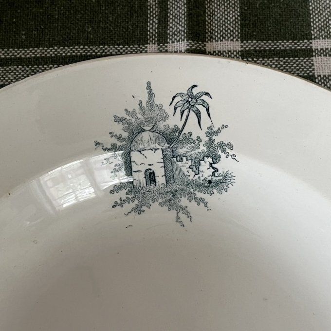 Rare ! Plat de service Saint-Amand et Hamages - Modèle "Paysage" - Décor Bleu-Gris