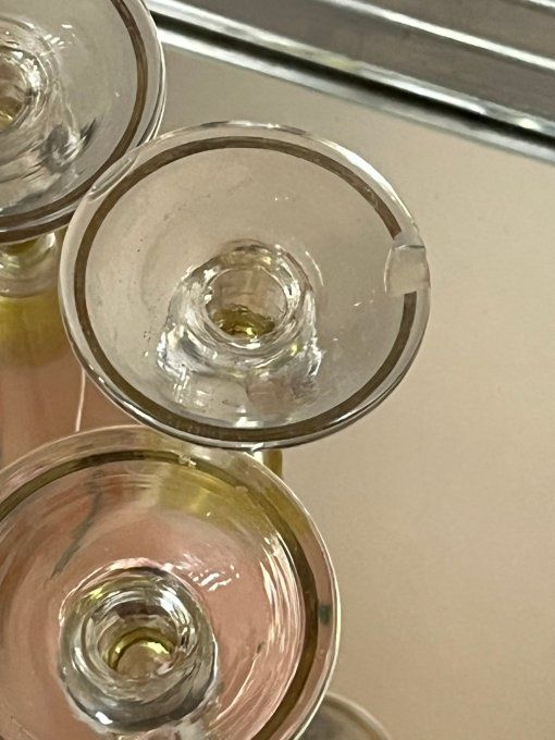 Rare ! Superbe ensemble de 5 verres à liqueur, verre fumé rose et vert, émaillé - Style Art nouveau