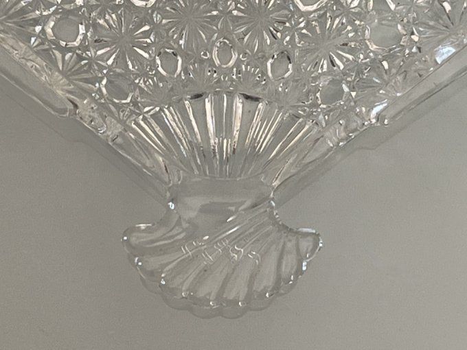 Ravier, vide poche en verre pressé en forme d'éventail, marque Avon, vintage