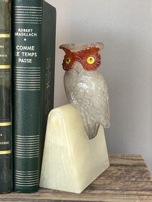 Ravissante Paire de serre-livres vintage hiboux en albâtre et yeux en verre Italie 70s.