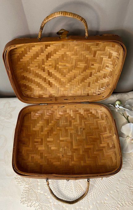 Sac à main / Valisette vintage en osier tressé bicolore,  Années 60/70