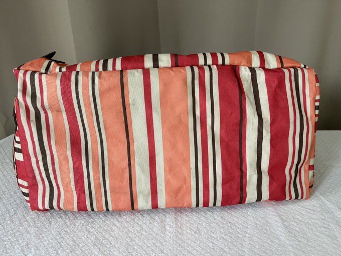 Sac de voyage vintage, Daniel Hechter, Années 80/90, Idéal pour vos week-ends !