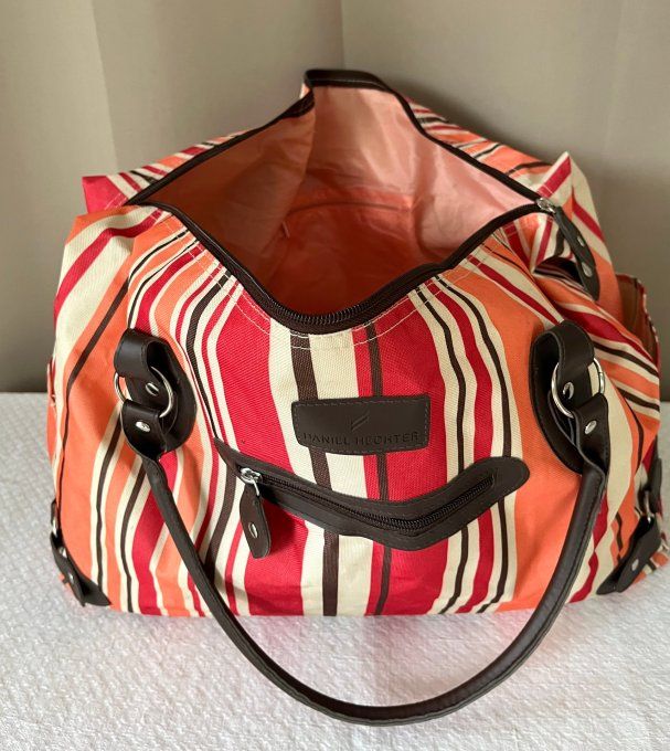 Sac de voyage vintage, Daniel Hechter, Années 80/90, Idéal pour vos week-ends !