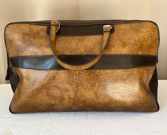 Sac de voyage vintage des années 70 en simili cuir bicolore