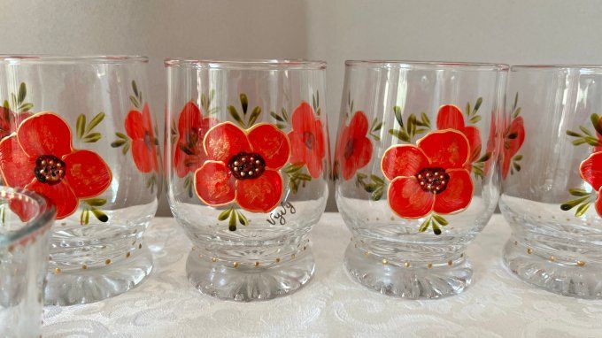 Service apéritif vintage 6 verres et 1 godet en verre peint main, motifs coquelicots, signés Vyvy