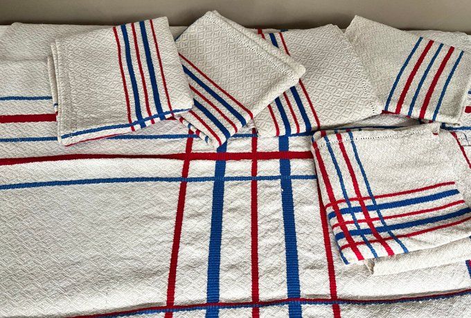 Serviettes de table en coton damasé de style Basque