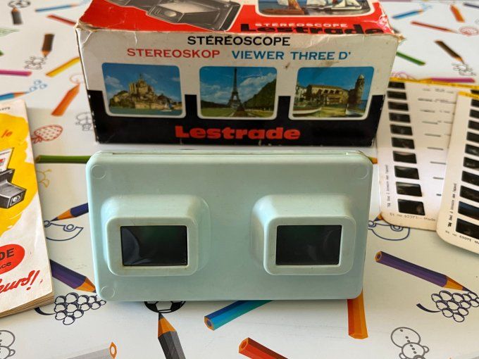 Stéréoscope Lestrade Simplex vert vintage, catalogue 1972 et 2 vues, dans boite d'origine
