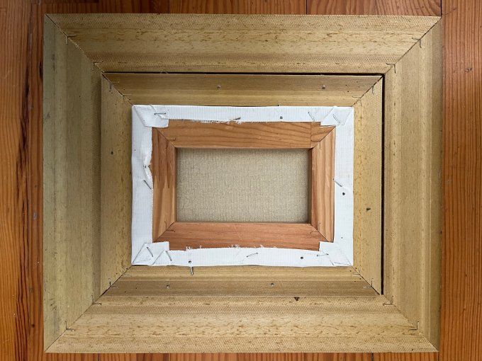 Tableau maison champêtre au toit de chaume – cadre bois doré – déco campagne chic