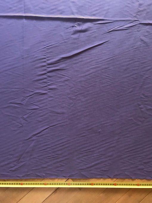 Tissu violet / Mauve, coupon fluide en synthétique