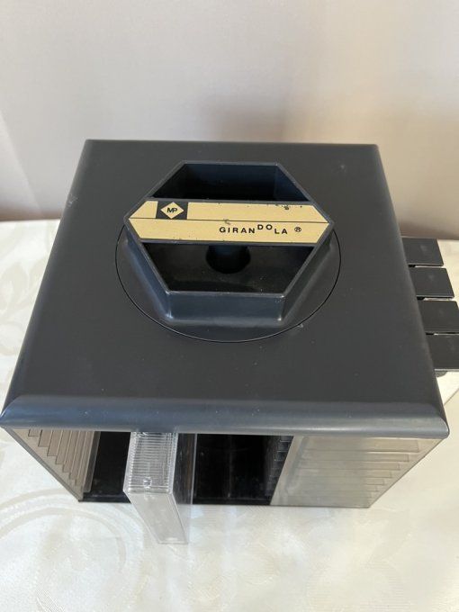 Tourniquet Girandola, range cassettes audio, vintage